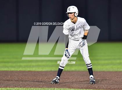 Thumbnail 1 in Midlothian vs. Wylie East (UIL 5A Regional Final) photogallery.