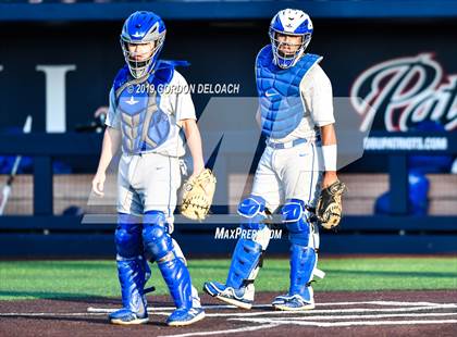 Thumbnail 2 in Midlothian vs. Wylie East (UIL 5A Regional Final) photogallery.