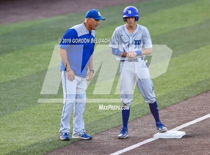 Thumbnail 1 in Midlothian vs. Wylie East (UIL 5A Regional Final) photogallery.