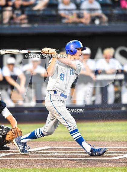 Thumbnail 3 in Midlothian vs. Wylie East (UIL 5A Regional Final) photogallery.