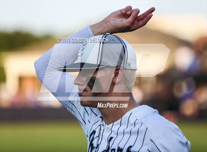 Thumbnail 1 in Midlothian vs. Wylie East (UIL 5A Regional Final) photogallery.