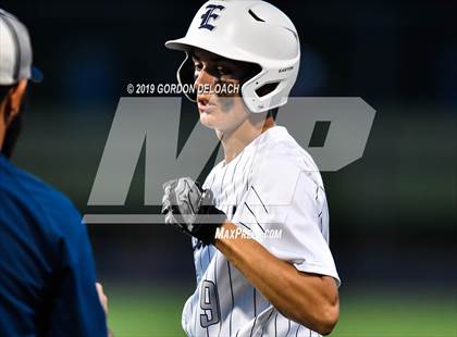 Thumbnail 2 in Midlothian vs. Wylie East (UIL 5A Regional Final) photogallery.