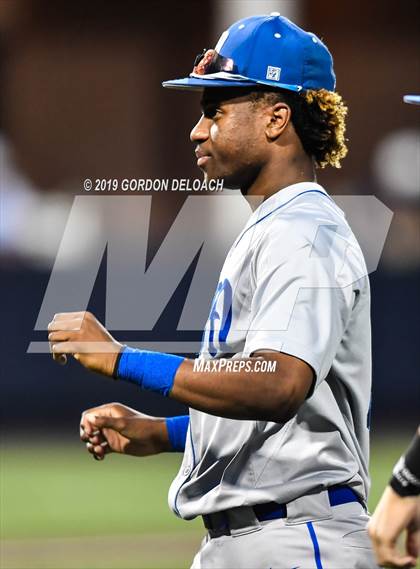Thumbnail 2 in Midlothian vs. Wylie East (UIL 5A Regional Final) photogallery.