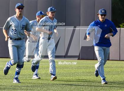 Thumbnail 2 in Midlothian vs. Wylie East (UIL 5A Regional Final) photogallery.