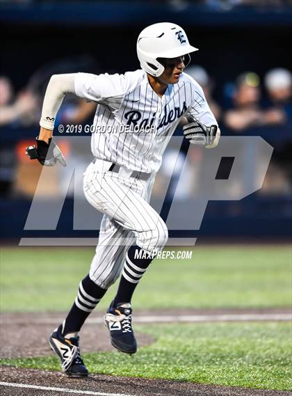 Thumbnail 3 in Midlothian vs. Wylie East (UIL 5A Regional Final) photogallery.