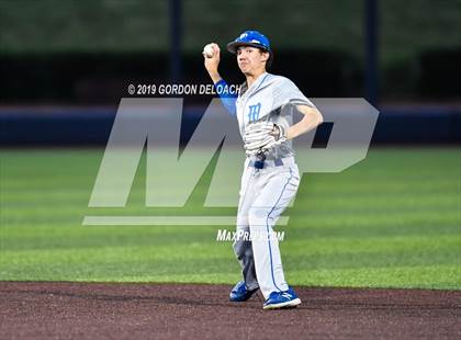 Thumbnail 3 in Midlothian vs. Wylie East (UIL 5A Regional Final) photogallery.