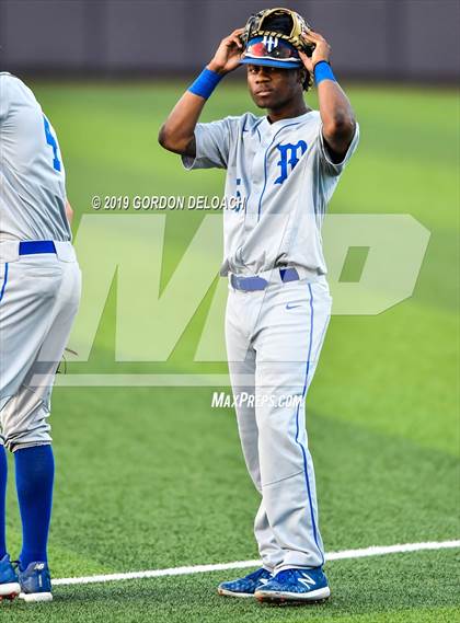 Thumbnail 1 in Midlothian vs. Wylie East (UIL 5A Regional Final) photogallery.