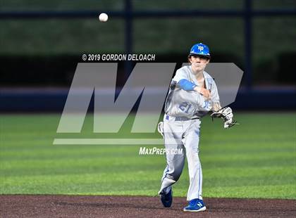 Thumbnail 2 in Midlothian vs. Wylie East (UIL 5A Regional Final) photogallery.
