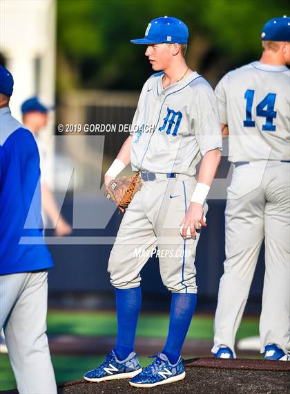 Thumbnail 3 in Midlothian vs. Wylie East (UIL 5A Regional Final) photogallery.