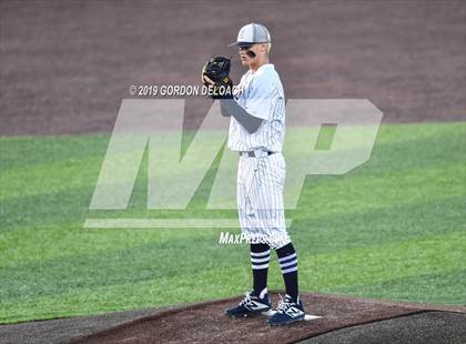 Thumbnail 2 in Midlothian vs. Wylie East (UIL 5A Regional Final) photogallery.