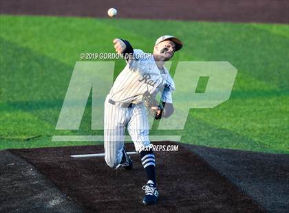 Thumbnail 2 in Midlothian vs. Wylie East (UIL 5A Regional Final) photogallery.