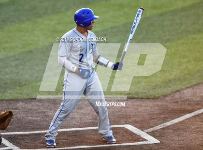 Thumbnail 2 in Midlothian vs. Wylie East (UIL 5A Regional Final) photogallery.