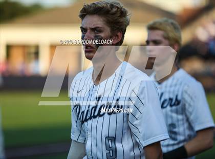Thumbnail 1 in Midlothian vs. Wylie East (UIL 5A Regional Final) photogallery.