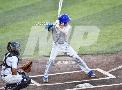 Thumbnail 3 in Midlothian vs. Wylie East (UIL 5A Regional Final) photogallery.
