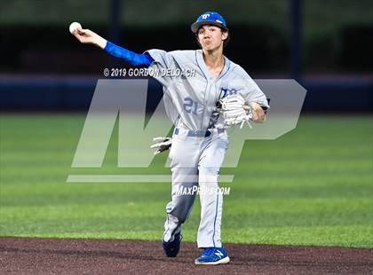 Thumbnail 1 in Midlothian vs. Wylie East (UIL 5A Regional Final) photogallery.