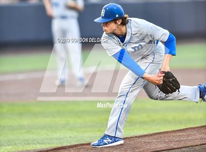 Thumbnail 2 in Midlothian vs. Wylie East (UIL 5A Regional Final) photogallery.