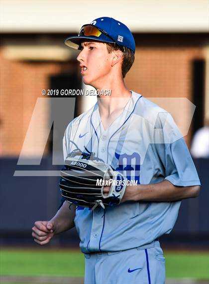 Thumbnail 3 in Midlothian vs. Wylie East (UIL 5A Regional Final) photogallery.