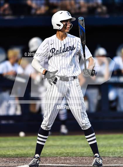 Thumbnail 1 in Midlothian vs. Wylie East (UIL 5A Regional Final) photogallery.