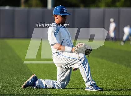 Thumbnail 2 in Midlothian vs. Wylie East (UIL 5A Regional Final) photogallery.