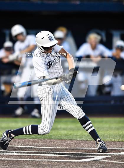Thumbnail 1 in Midlothian vs. Wylie East (UIL 5A Regional Final) photogallery.