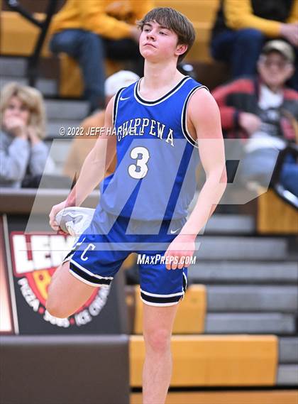 Thumbnail 3 in Chippewa @ Waynedale photogallery.