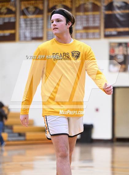 Thumbnail 2 in Chippewa @ Waynedale photogallery.