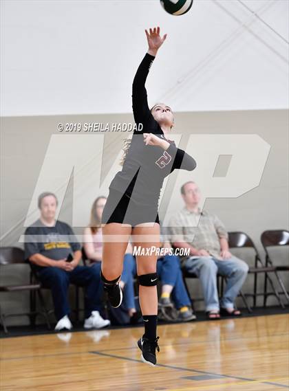 Thumbnail 2 in Lakeside Christian vs Bayshore Christian (Keswick Invitational) photogallery.