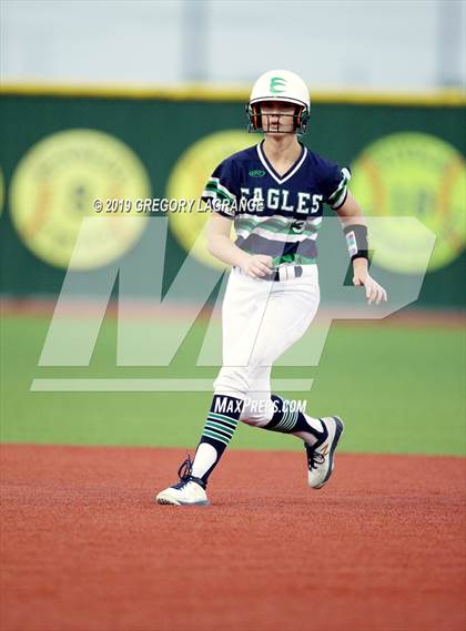 Thumbnail 3 in Keller vs Eaton photogallery.