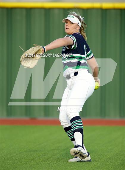 Thumbnail 2 in Keller vs Eaton photogallery.