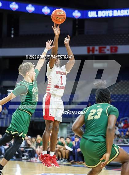 Thumbnail 1 in Hitchcock vs. Cole (UIL 3A State Semifinal) photogallery.