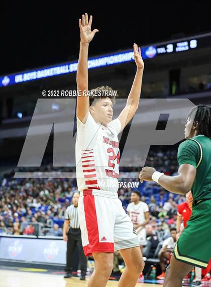 Thumbnail 3 in Hitchcock vs. Cole (UIL 3A State Semifinal) photogallery.