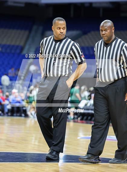 Thumbnail 2 in Hitchcock vs. Cole (UIL 3A State Semifinal) photogallery.
