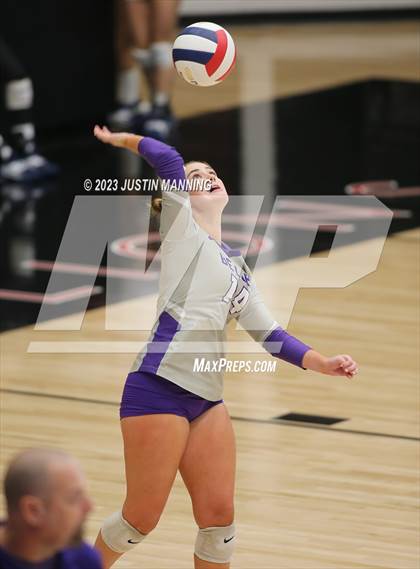 Thumbnail 1 in Mount Saint Mary vs. Lakeside (AAA 5A Quarterfinal Playoff) photogallery.