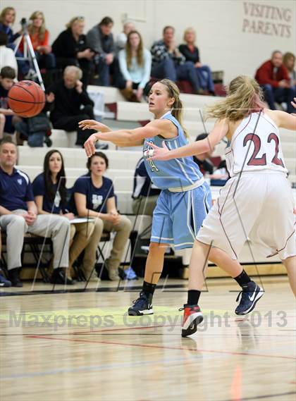Thumbnail 2 in Valor Christian @ Ponderosa photogallery.