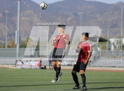 Thumbnail 3 in  Sun Valley vs Reseda photogallery.