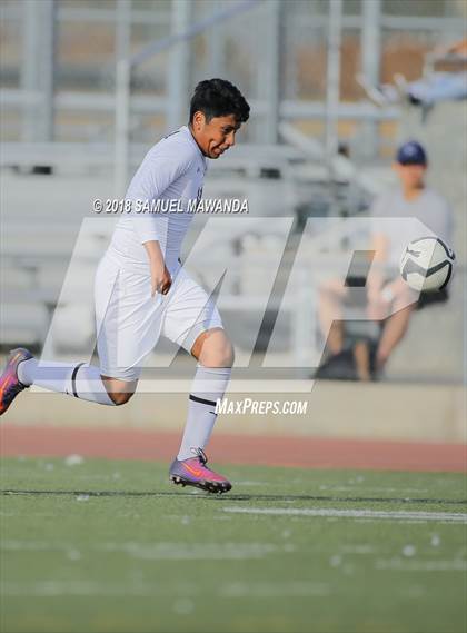 Thumbnail 2 in  Sun Valley vs Reseda photogallery.