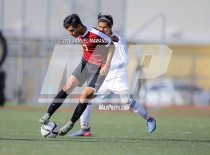 Thumbnail 3 in  Sun Valley vs Reseda photogallery.