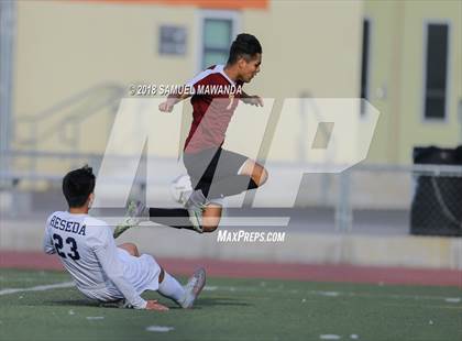 Thumbnail 2 in  Sun Valley vs Reseda photogallery.