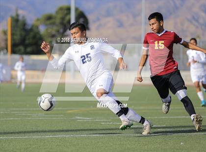 Thumbnail 3 in  Sun Valley vs Reseda photogallery.