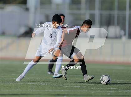Thumbnail 3 in  Sun Valley vs Reseda photogallery.