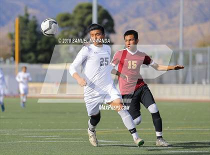 Thumbnail 2 in  Sun Valley vs Reseda photogallery.