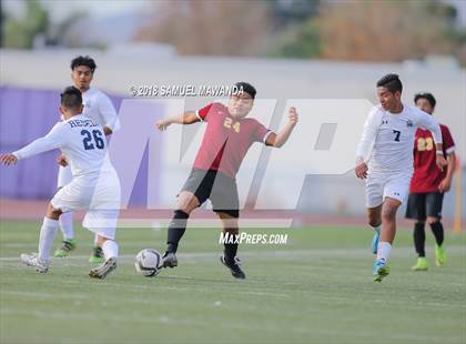 Thumbnail 1 in  Sun Valley vs Reseda photogallery.