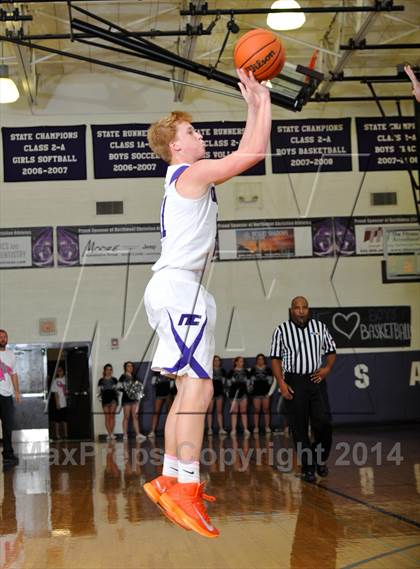 Thumbnail 2 in Yuma Catholic @ Northwest Christian photogallery.