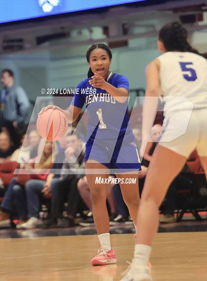 Thumbnail 2 in Pearl River vs Hendrick Hudson (NYSPHSAA Section 1 Class A Semifinal) photogallery.