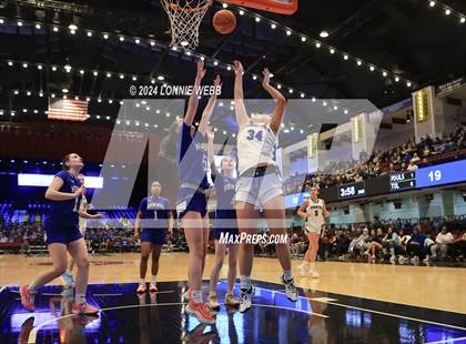 Thumbnail 3 in Pearl River vs Hendrick Hudson (NYSPHSAA Section 1 Class A Semifinal) photogallery.