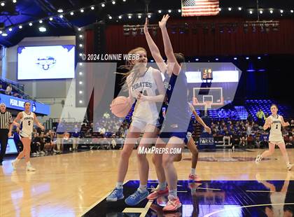 Thumbnail 2 in Pearl River vs Hendrick Hudson (NYSPHSAA Section 1 Class A Semifinal) photogallery.