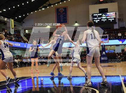 Thumbnail 2 in Pearl River vs Hendrick Hudson (NYSPHSAA Section 1 Class A Semifinal) photogallery.