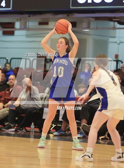 Thumbnail 3 in Pearl River vs Hendrick Hudson (NYSPHSAA Section 1 Class A Semifinal) photogallery.