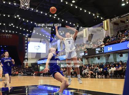 Thumbnail 1 in Pearl River vs Hendrick Hudson (NYSPHSAA Section 1 Class A Semifinal) photogallery.