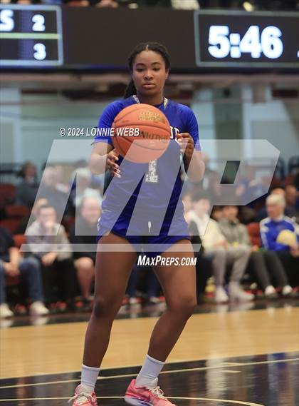 Thumbnail 2 in Pearl River vs Hendrick Hudson (NYSPHSAA Section 1 Class A Semifinal) photogallery.